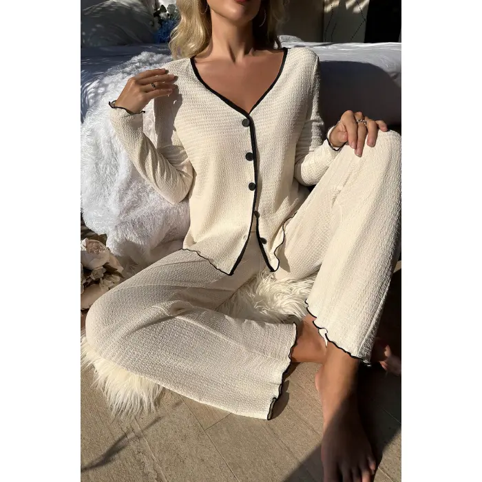 LYYN Kadın Beyaz Örme Kumaş V Yaka Düğmeli Rahat Şık Pijama Takımı
