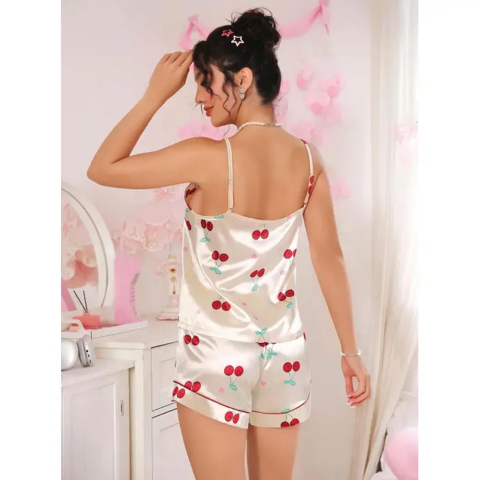 LYYN Kadın Ekru Kiraz Desenli Saten Şort Pijama Takımı 2226