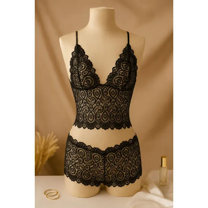 LYYN Kadın Siyah Dantel Bralet Şort Takımı – Şık, Zarif ve Feminen İç Giyim