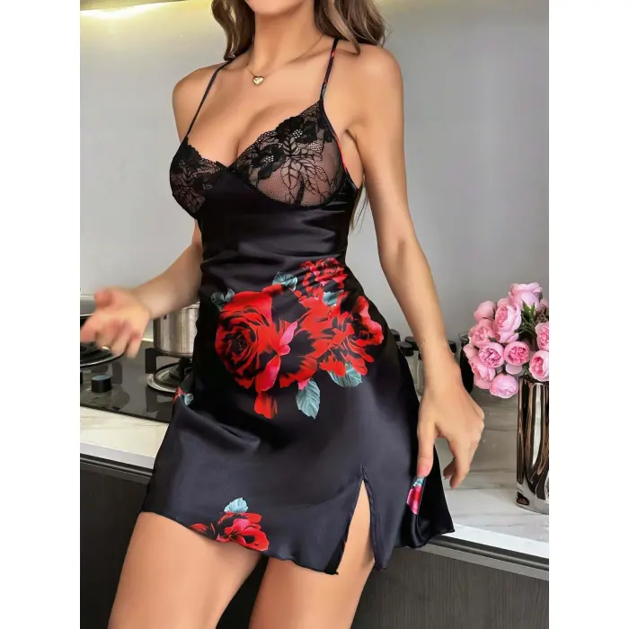 LYYN Kadın Siyah Saten Askılı Dantel Detaylı Gül Çicek Baskılı Gecelik 2221