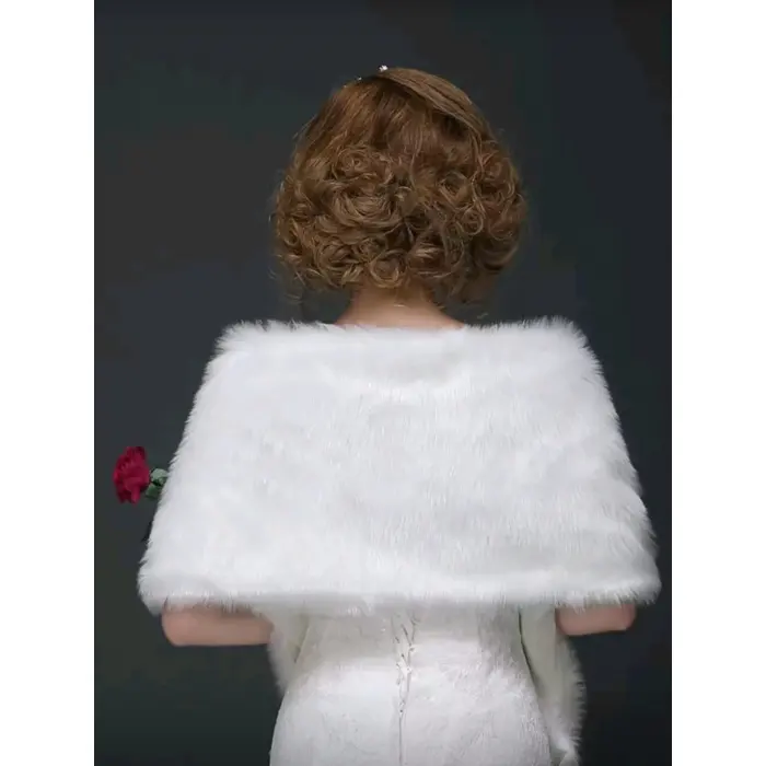 LYYN Kürk Orijinal Beyaz Seksi Omuzluk Şık Kürk