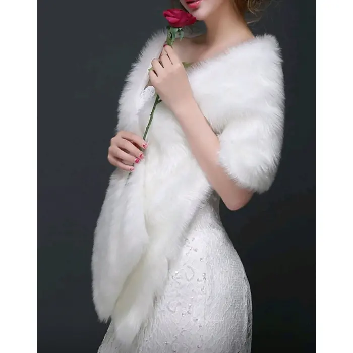 LYYN Kürk Orijinal Beyaz Seksi Omuzluk Şık Kürk