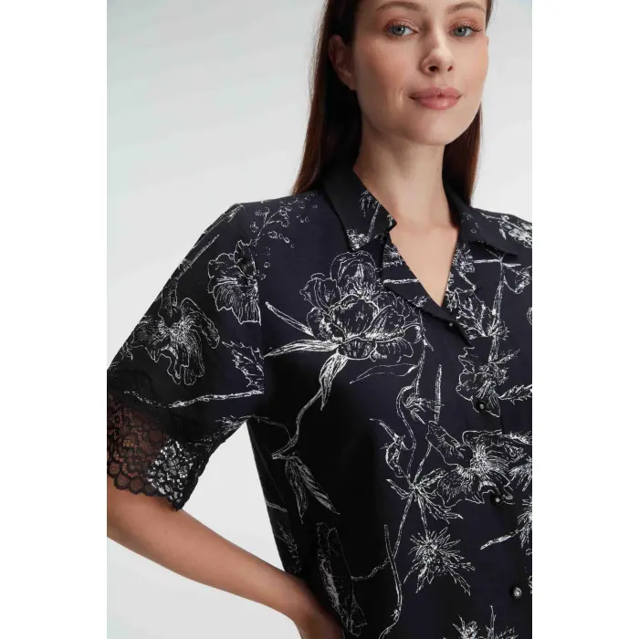 LYYN Yarım Kollu V Yaka Kadın Viskon Çiçek Desenli Yazlık Dokuma Dantel Detaylı Pijama Takımı