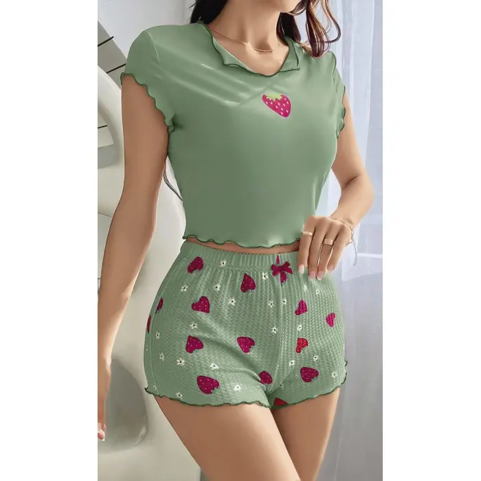 LYYN Yeşil Çilek Desenli Askılı Şortlu Pijama Takım