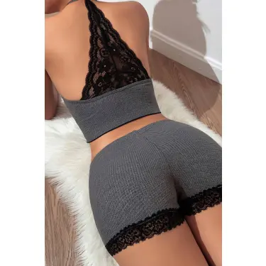 Kadın Gri Kaşkorse Sırt ve Bacak Kısmı Dantel Detaylı Şortlu Gecelik Takım