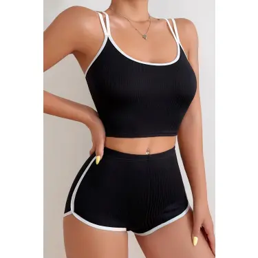 Kadın Siyah Beyaz Çapraz Lastik Detaylı Kaşkorse Şortlu Gecelik Takımı