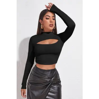 Kadın Siyah Göğüs Dekolteli Uzun Kollu Cut Out Crop Top Bluz