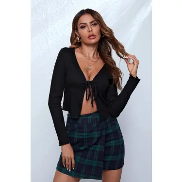 Kadın Siyah Uzun Kollu Önden Bağlama Detaylı Crop Top Bluz