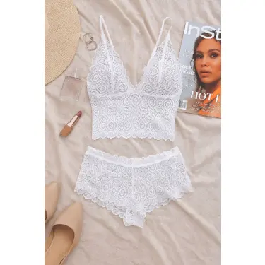 LYYN Kadın Beyaz Dantel Bralet Şort Takımı – Romantik ve Zarif İç Giyim