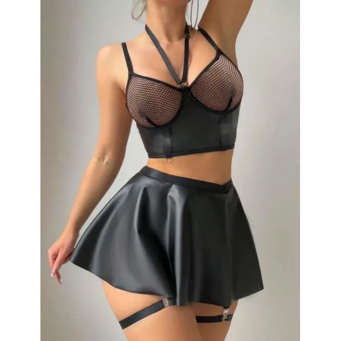 LYYN Arias Closet Siyah Etekli Pileli Jartiyer Görünümlü Fileli Fantezi Deri Elbise