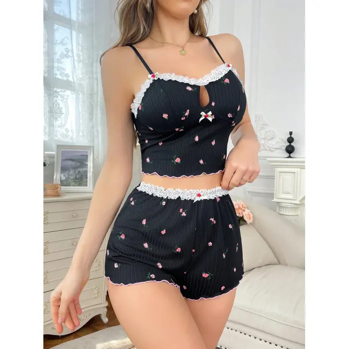 LYYN Yumuşak Kumaşlı Çiçekli Şortlu Dantelli Gecelik Takımı, Rahat Ve Şık Ev Giyim,kadın Pijama