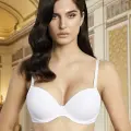 1040 Desteksiz Kadın Sütyen