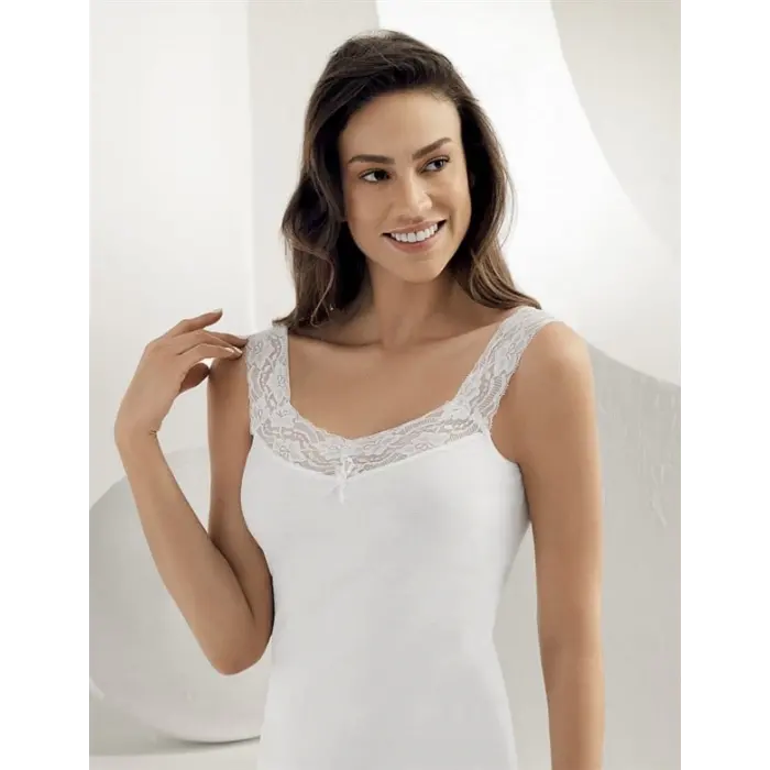 Şahinler Yaka Ve Askıları Dantelli Ribana Atlet B600