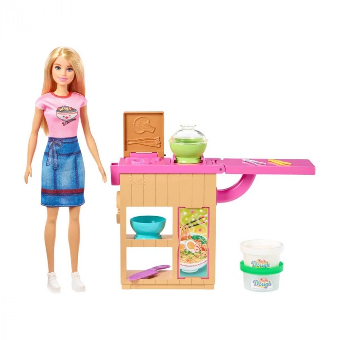 BARBİE NOODLE YAPIYOR OYUN SETİ 6