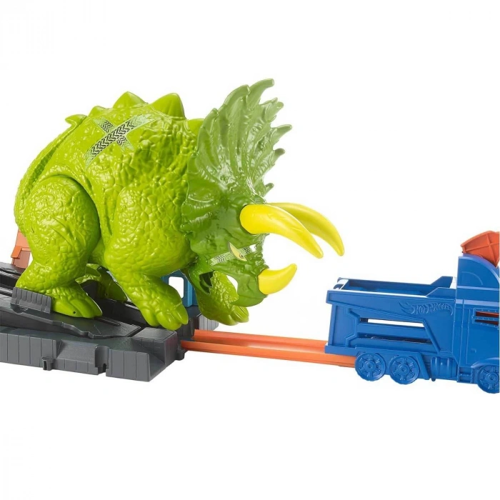 HOT WHEELS TRICERATOPS SALDIRISI OYUN SETİ 1
