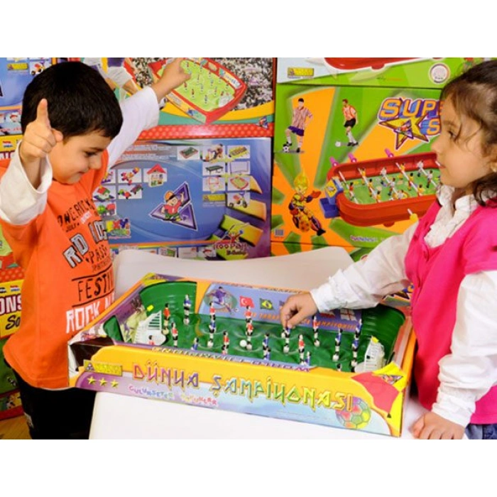 AKÇİÇEK WORLD CHAMPIONS FUTBOL OYUNU