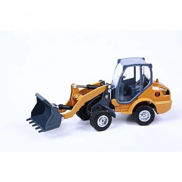 KARSAN KUTUDA KÜÇÜK BOY METAL İŞ MAKİNESİ