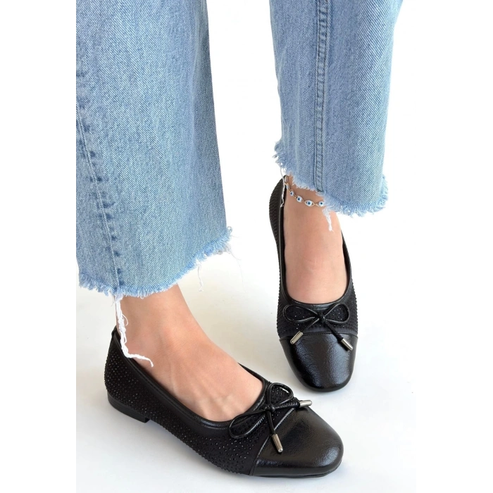 Etya Siyah Cilt Babet Ayakkabı