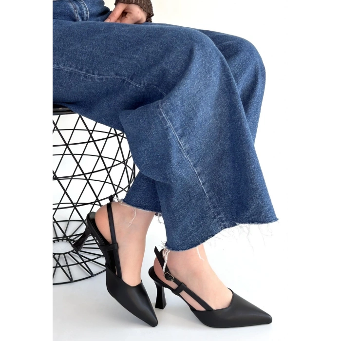 Hoost Siyah Cilt Topuklu Ayakkabı