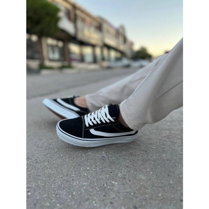 KB-V1 Kuback Siyah Beyaz Detaylı Günlük Erkek Ayakkabı