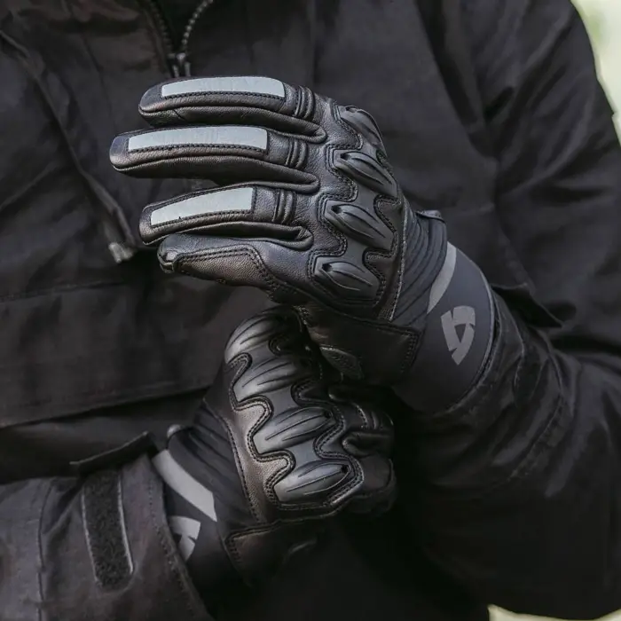 REVIT ENERGY ELDİVEN SİYAH