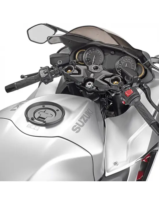 GIVI BF67 DEPOÜSTÜ ÇANTA APARATI SUZUKI 1300 HAYABUSA (21-24)