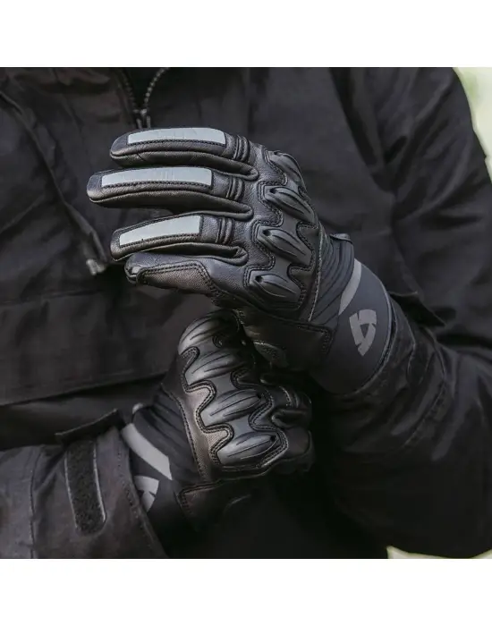 REVIT ENERGY ELDİVEN SİYAH