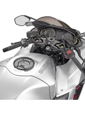 GIVI BF67 DEPOÜSTÜ ÇANTA APARATI SUZUKI 1300 HAYABUSA (21-24)