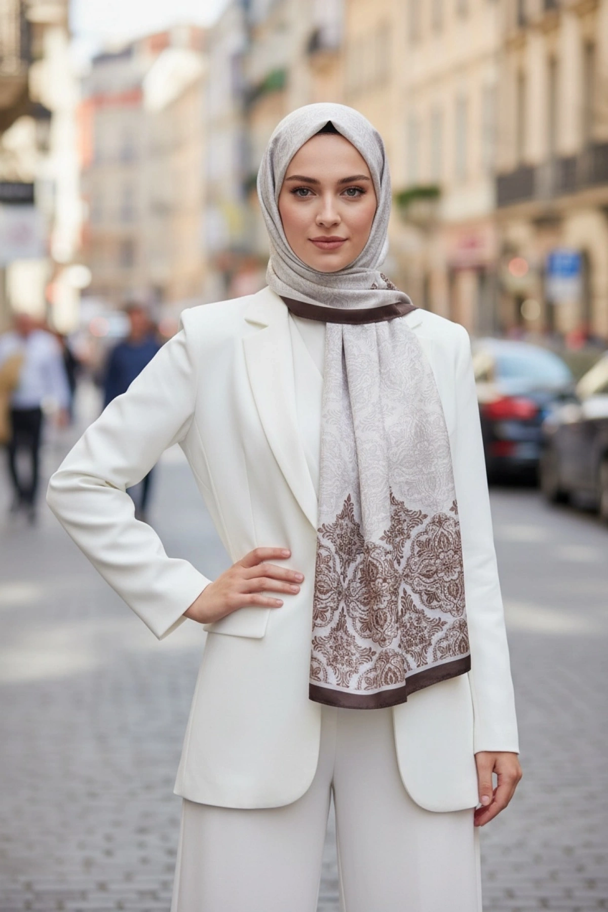 Nevra Floral ve Geometrik Desenli Şal Acı Kahve - Kaymaz ve Yumuşak Dokulu Şal