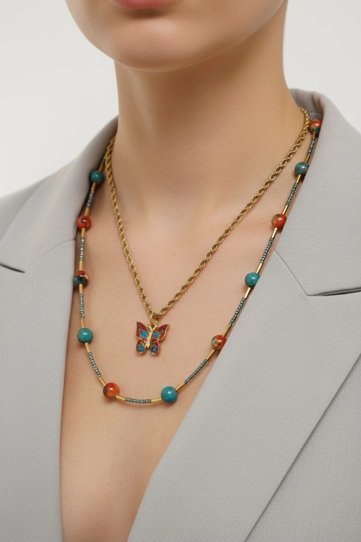 El Yapımı Asimetrik Doğal Taş & Çelik Kelebek Kolye Seti