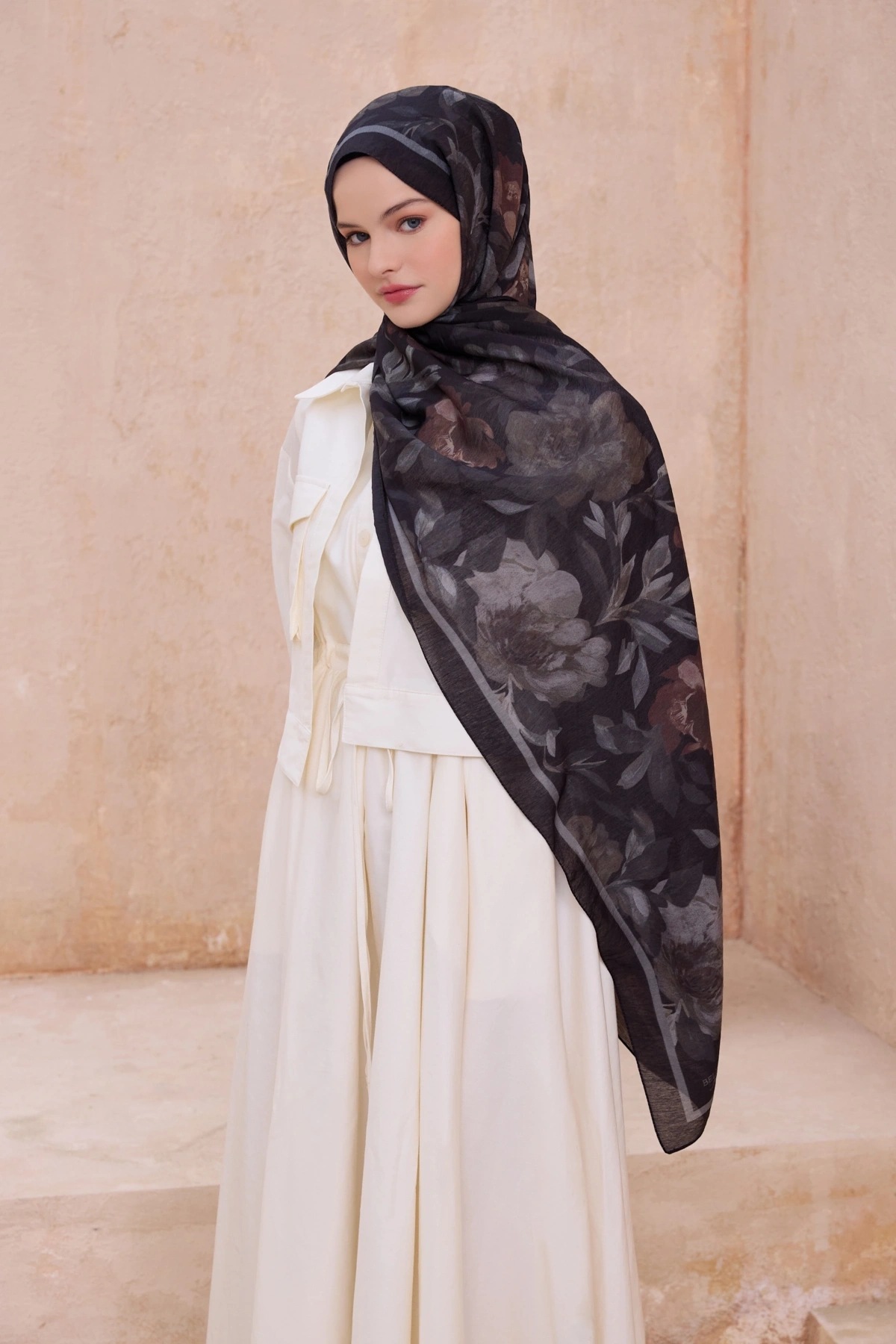 Belli Fresh Modal Kumaş Sanda Şal - Siyah