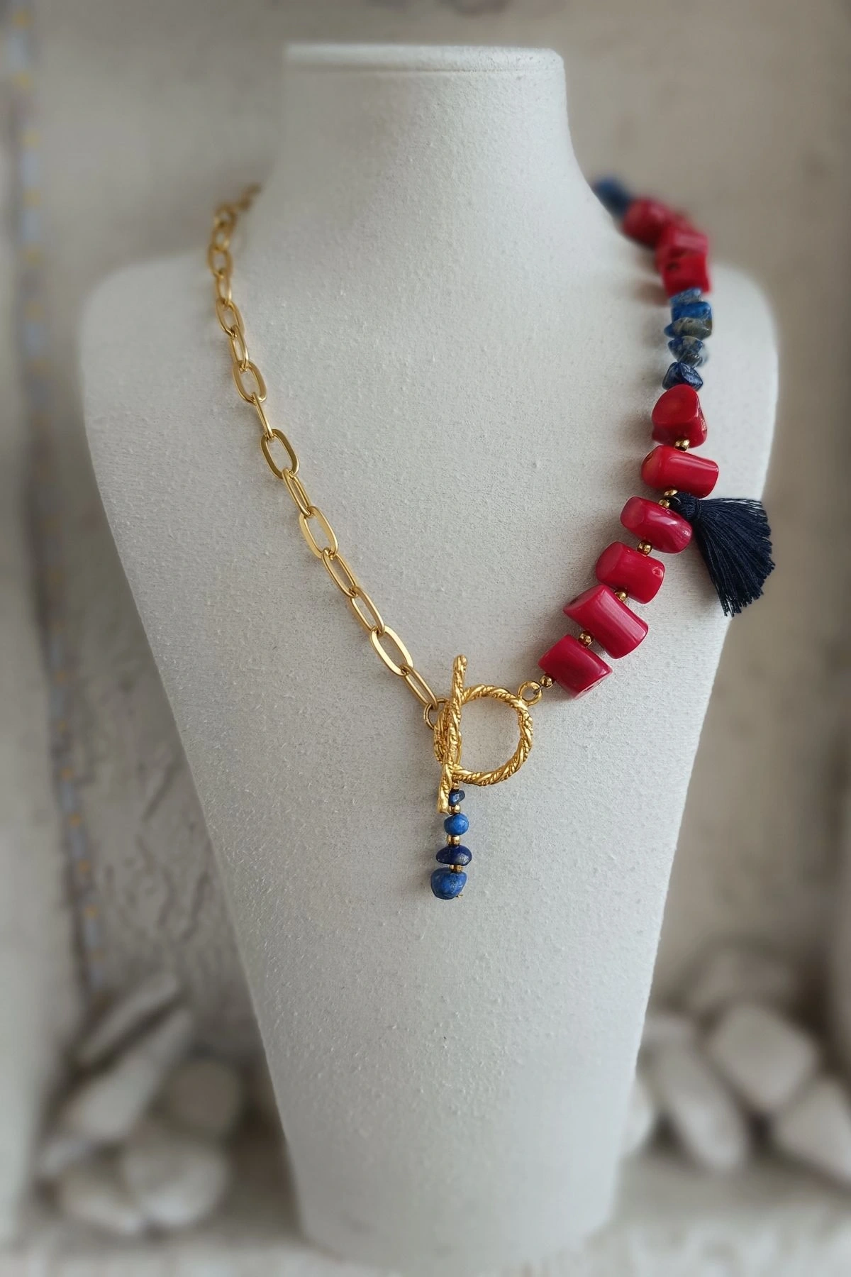 El Yapımı Mercan Boncuklu Kolye