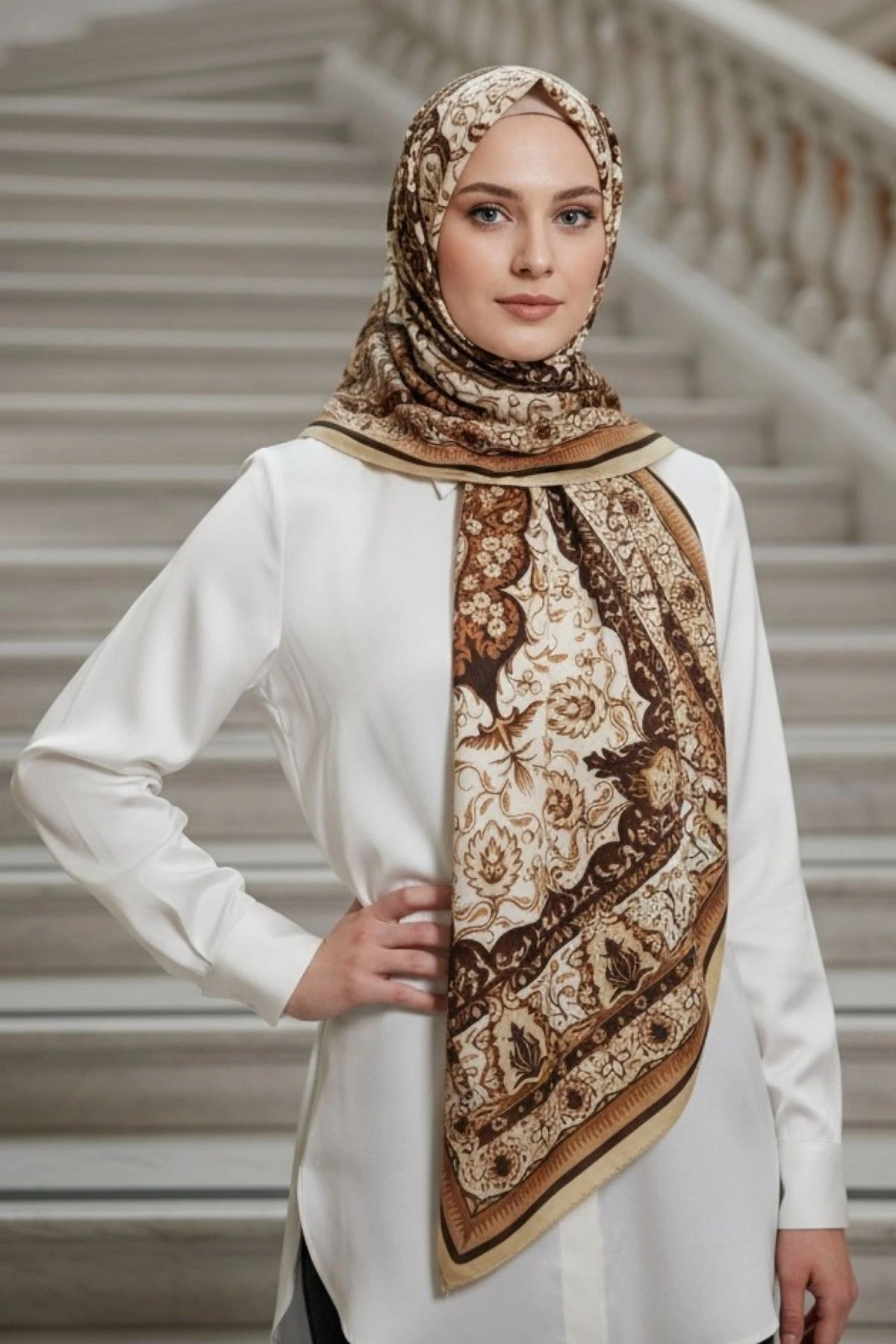 Ardina - Floral ve Geometrik Desenli Şal - Bej