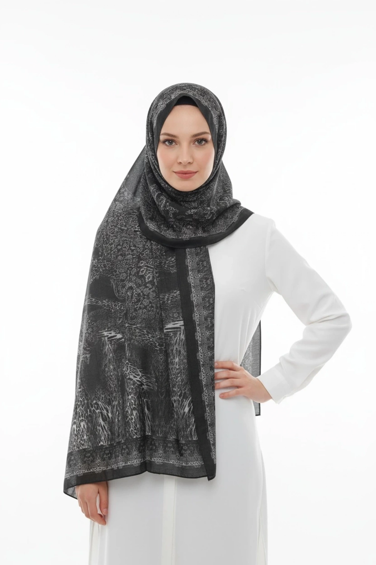 Liora - Retro Leoparlı Desen Şal - Siyah