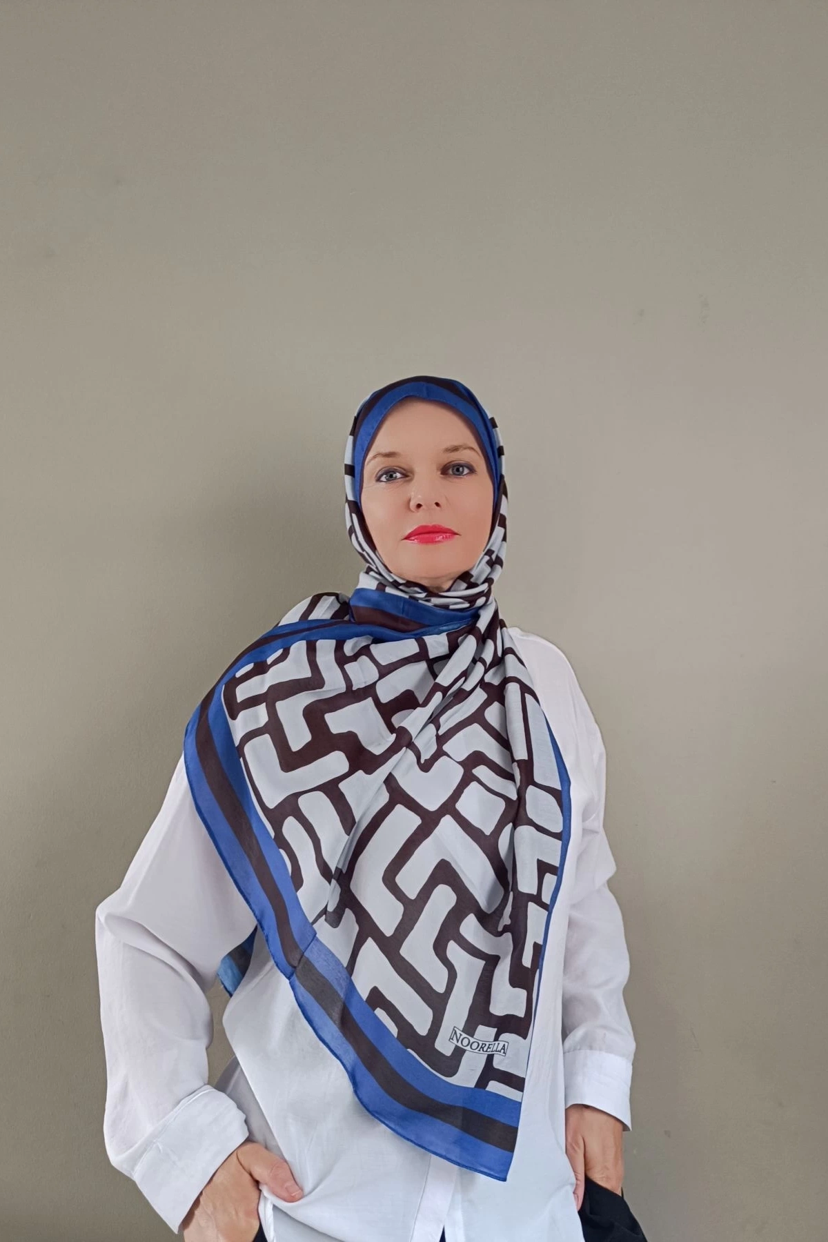 Mira Geometrik Desenli Şal - Saks
