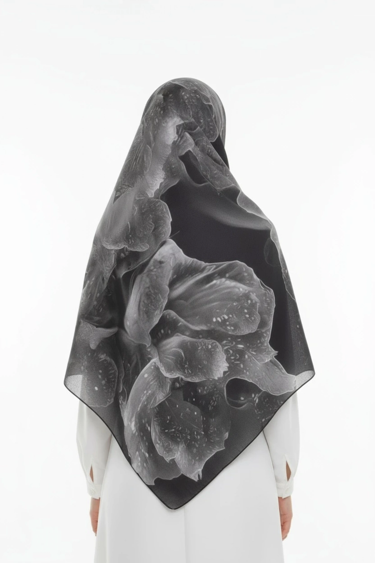 Mireya - Çiçekli Floral Desenli Şal - Siyah