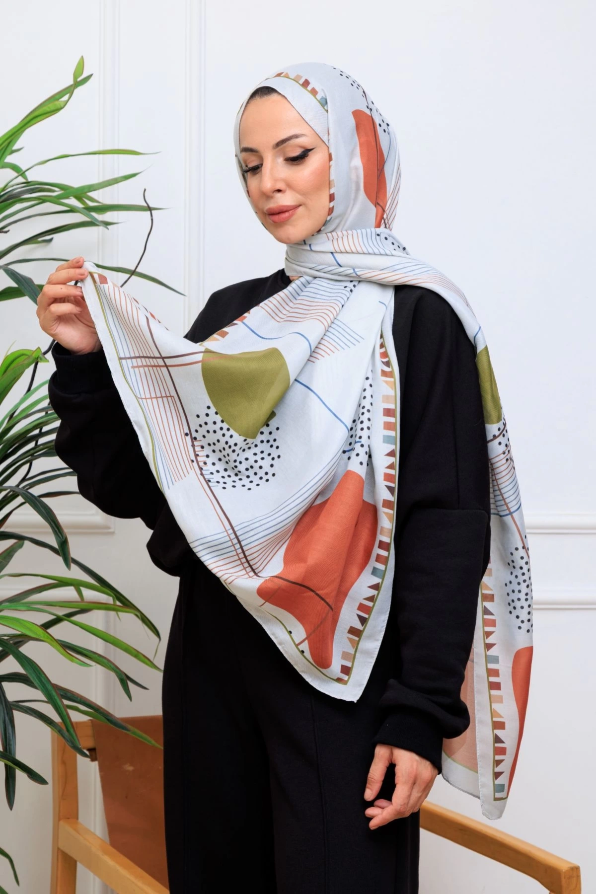 Modra Geometrik Desenli Şal - Zeytin