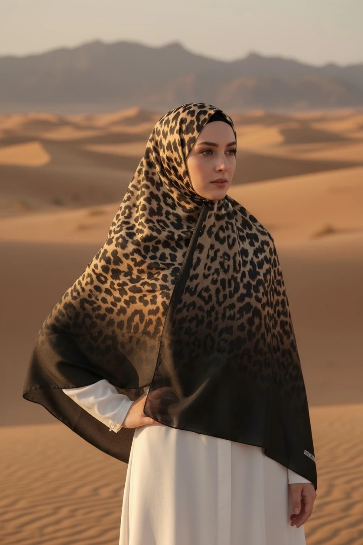 Sahra - Leopar Desen Şal - Siyah