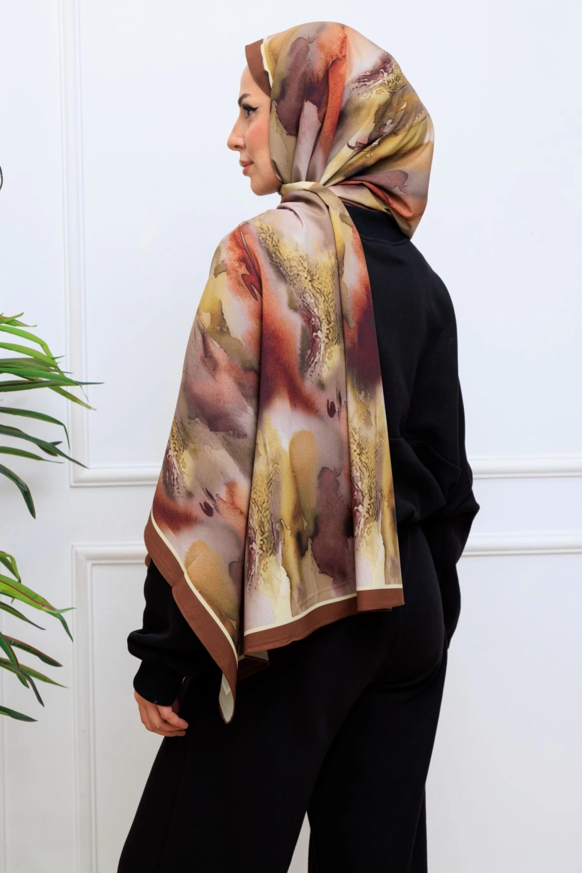 Soma Soyut Desenli Şal - Bej