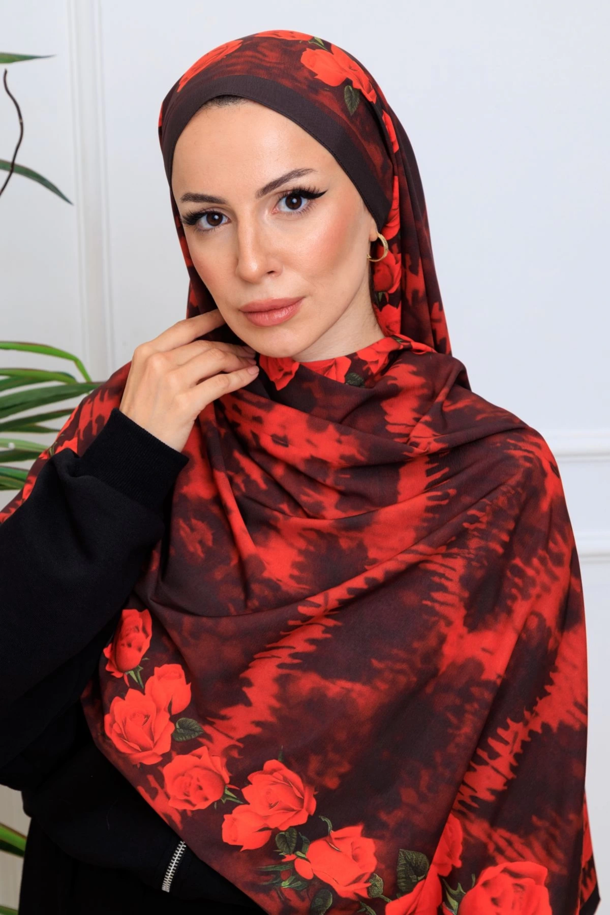 Velda Gül Desenli Şal - Kırmızı