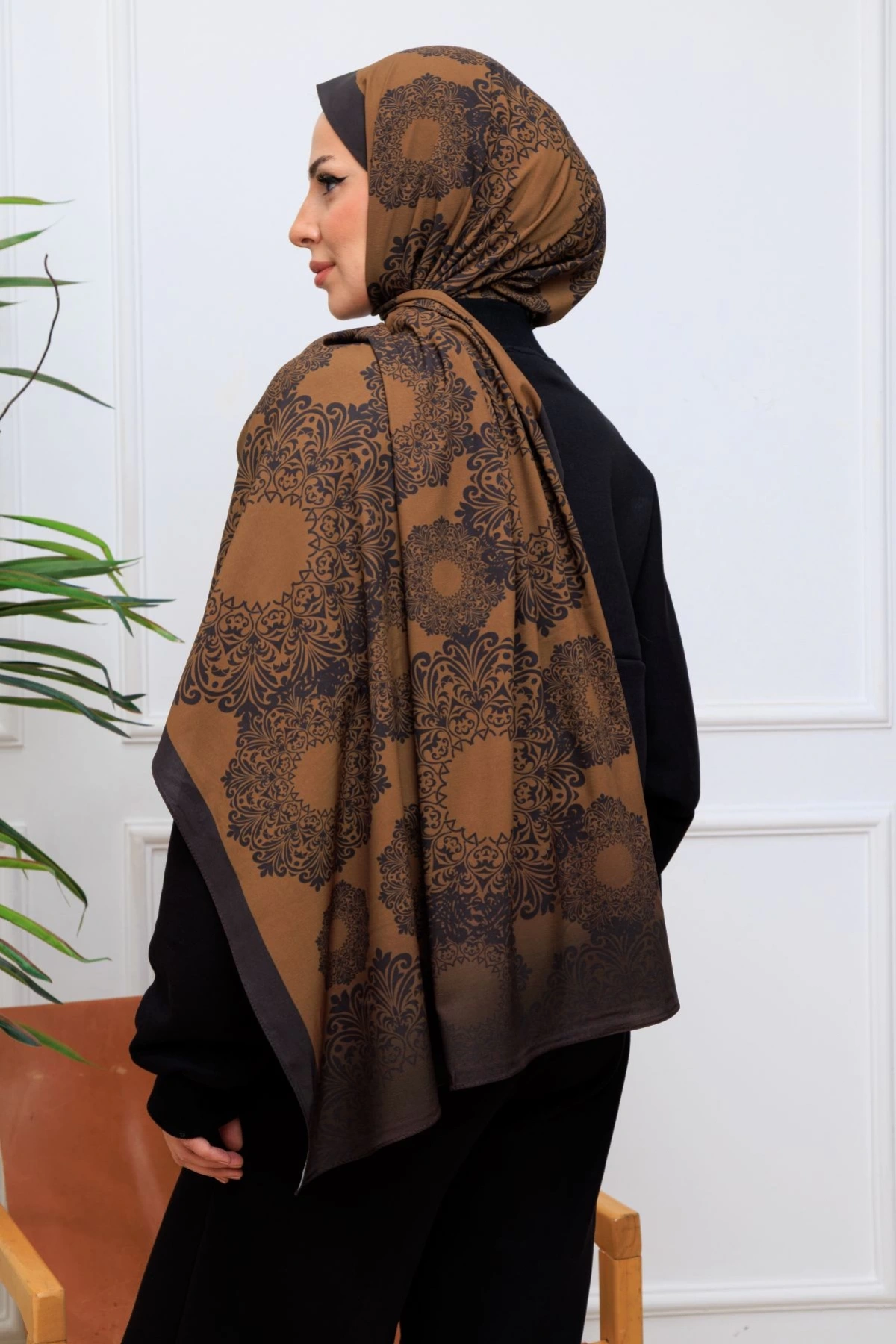 Vira Geometrik Desenli Şal - Kahverengi