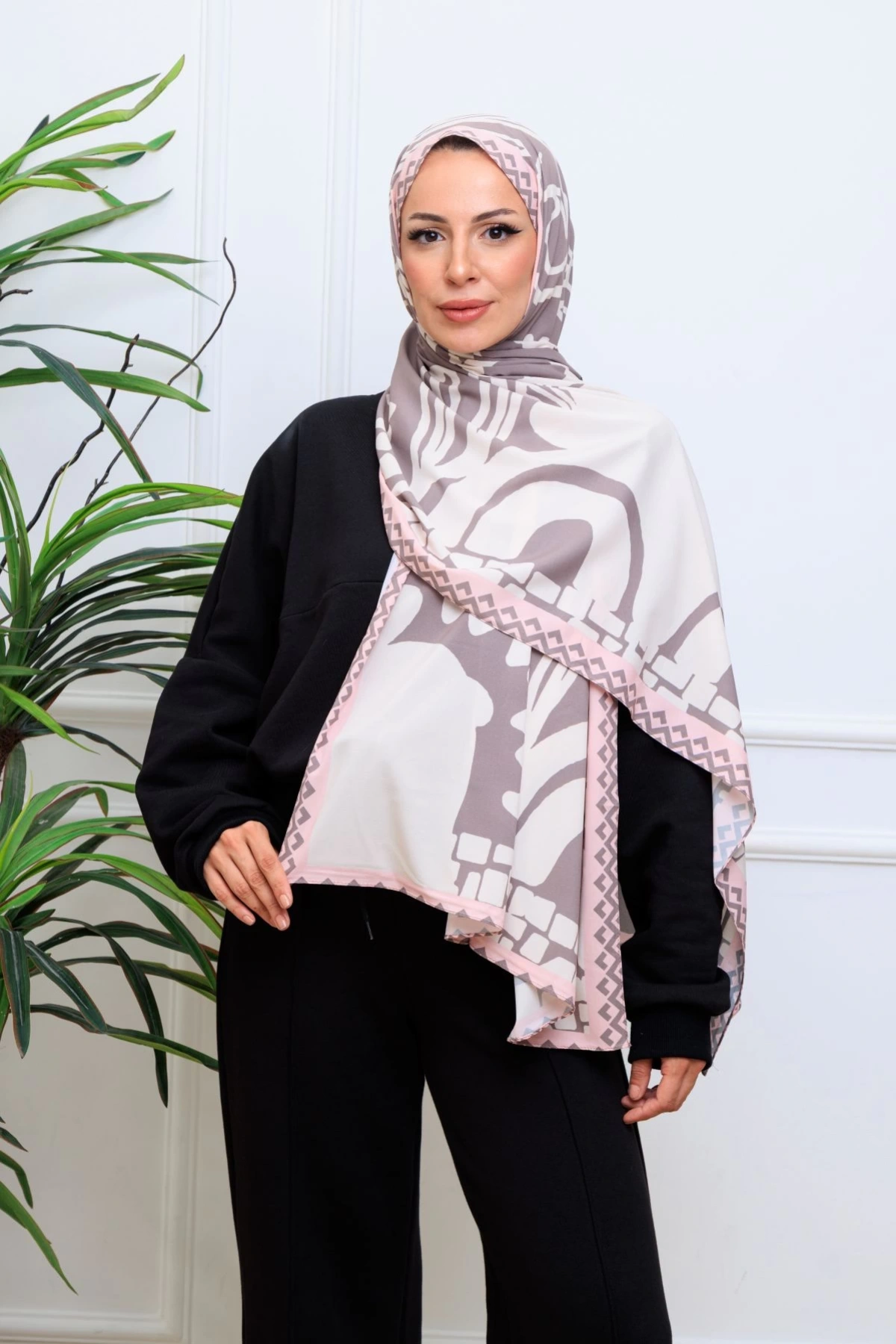 Zerra Geometrik Detaylı Şal -Ekru