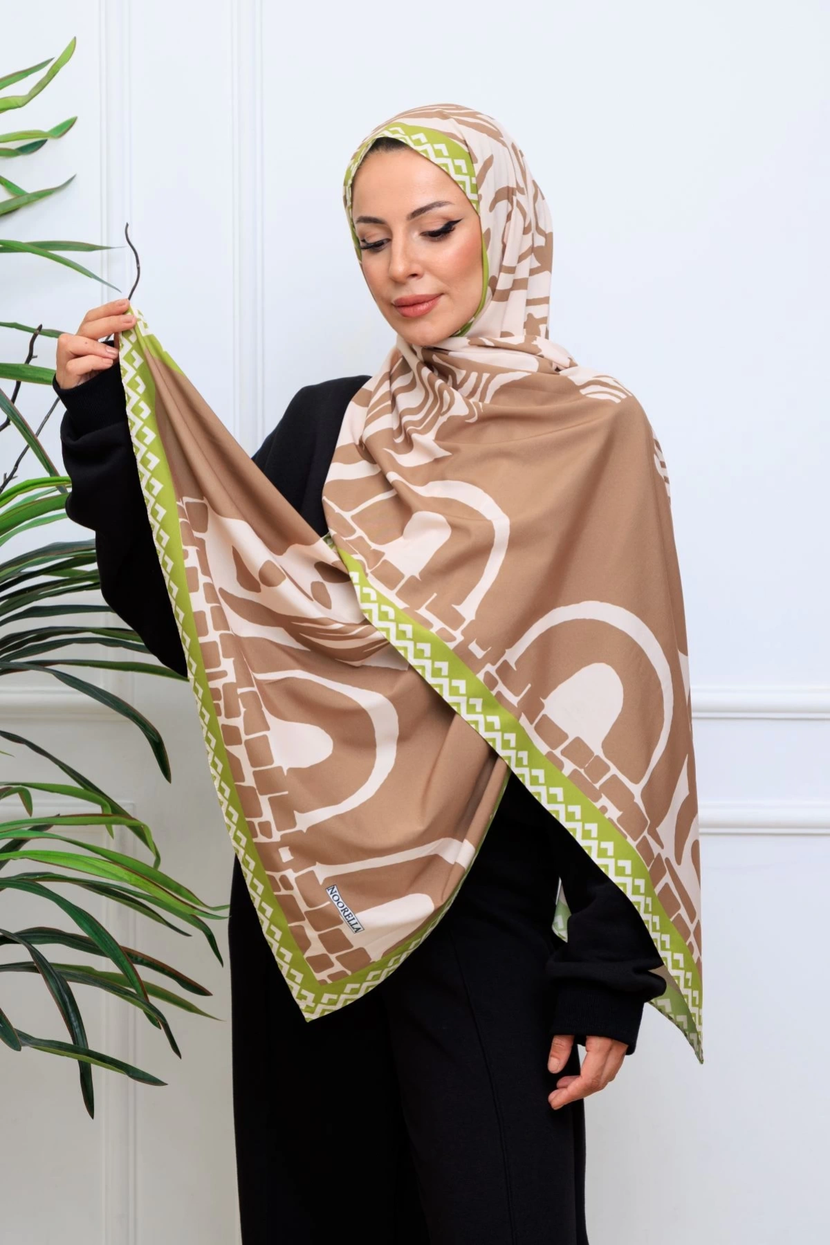 Zerra Geometrik Detaylı Şal - Bej