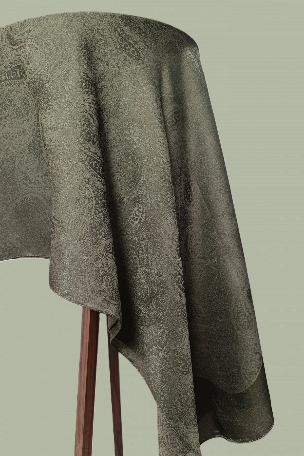 Zeraya Jakar – İpeksi Dokulu Jakar Şal - Haki