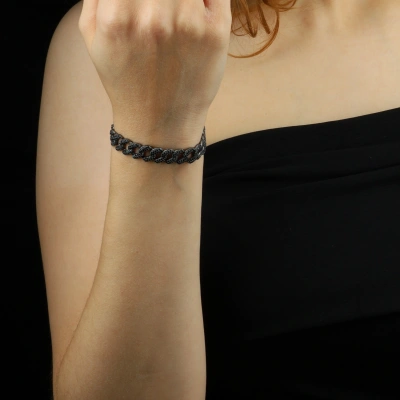 925 Ayar Siyah Taşlı Gurmet Bileklik