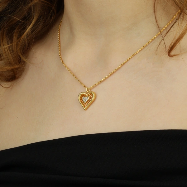 925 Ayar Gümüş Kalp Figürlü Altın Kaplama Kolye