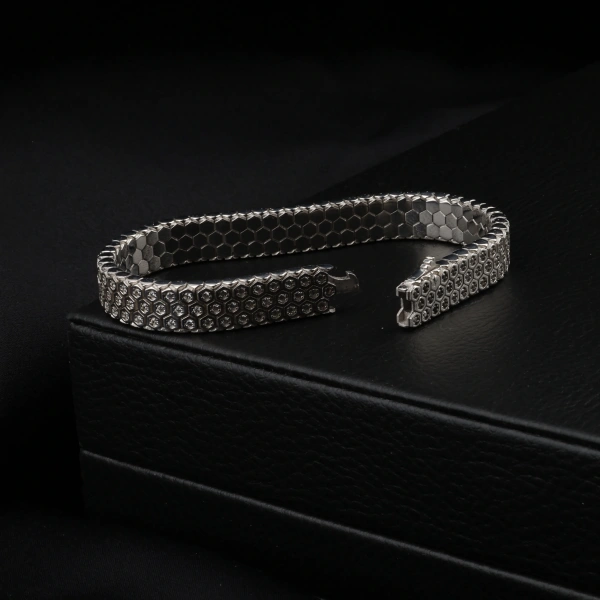 925 Ayar Beyaz Zirkon Snake Vip Gümüş Bileklik