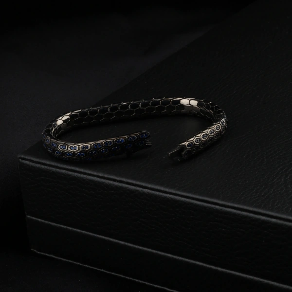 925 Ayar Safir Siyah Rodaj Snake Vip Gümüş Bileklik