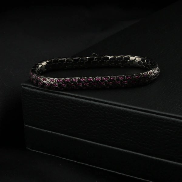 Yakut Taşlı Siyah 925 ayar Snake Vip Gümüş Bileklik