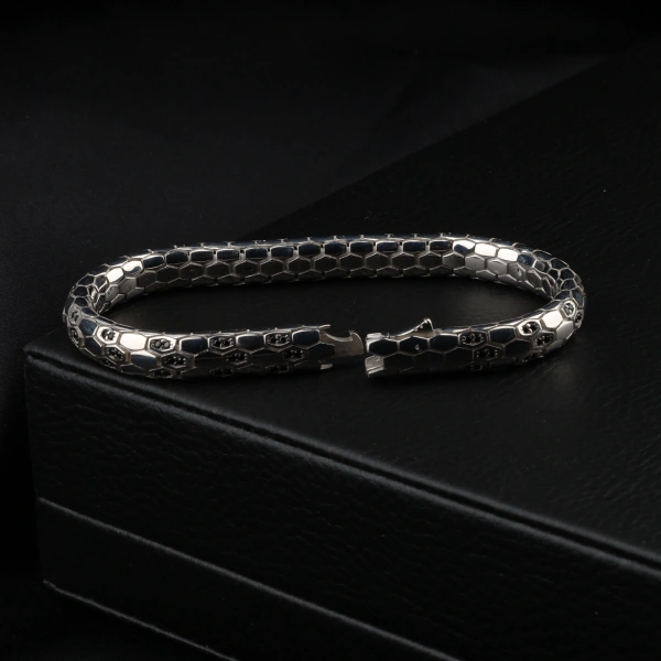 Zirkon Taşlı 925 ayar Snake Vip Gümüş Bileklik